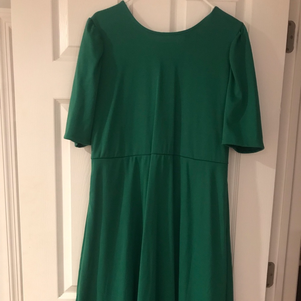 Who What Where Green Midi Dress Size Large